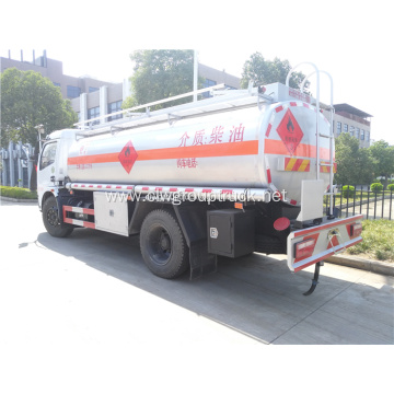 Dongfeng small 4x2 oil tank vehicle